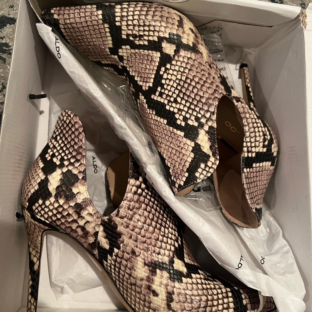 Aldo SnakeSkin Bootie - Picture 2 of 5